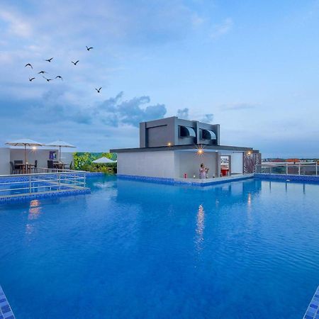 Royal Regantris Kuta Hotel Kuta  Exterior photo