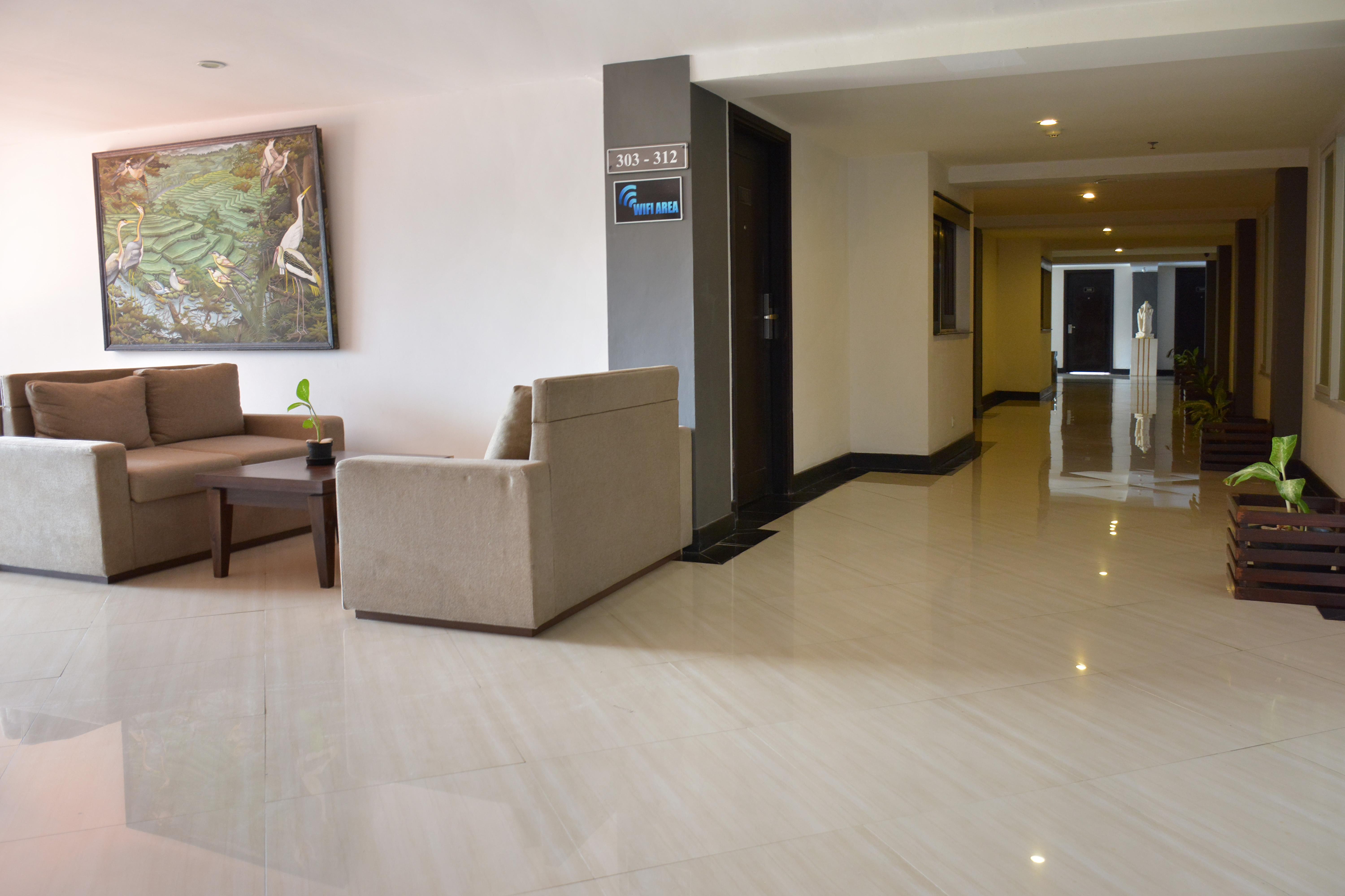 Royal Regantris Kuta Hotel Kuta  Exterior photo