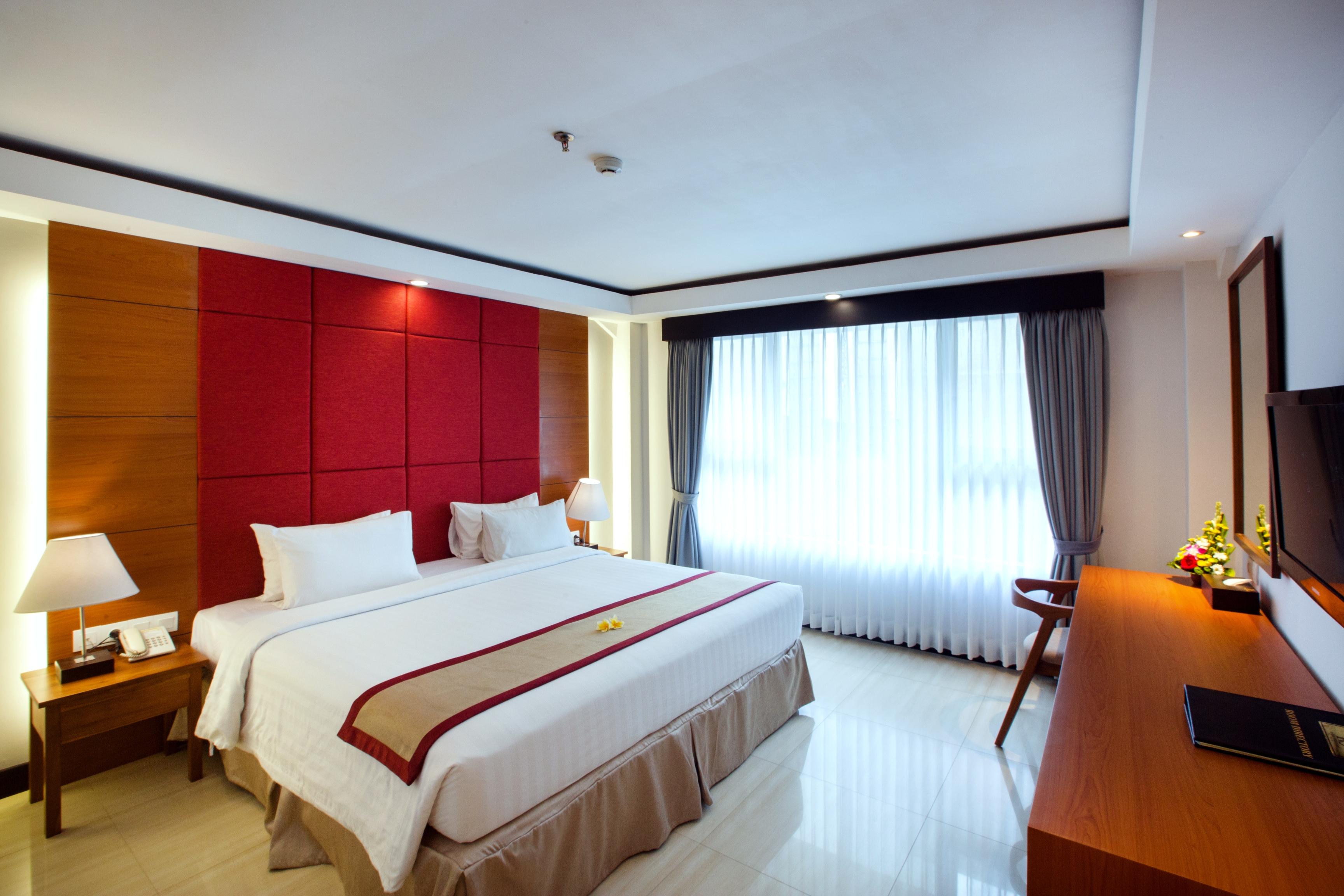 Royal Regantris Kuta Hotel Kuta  Exterior photo