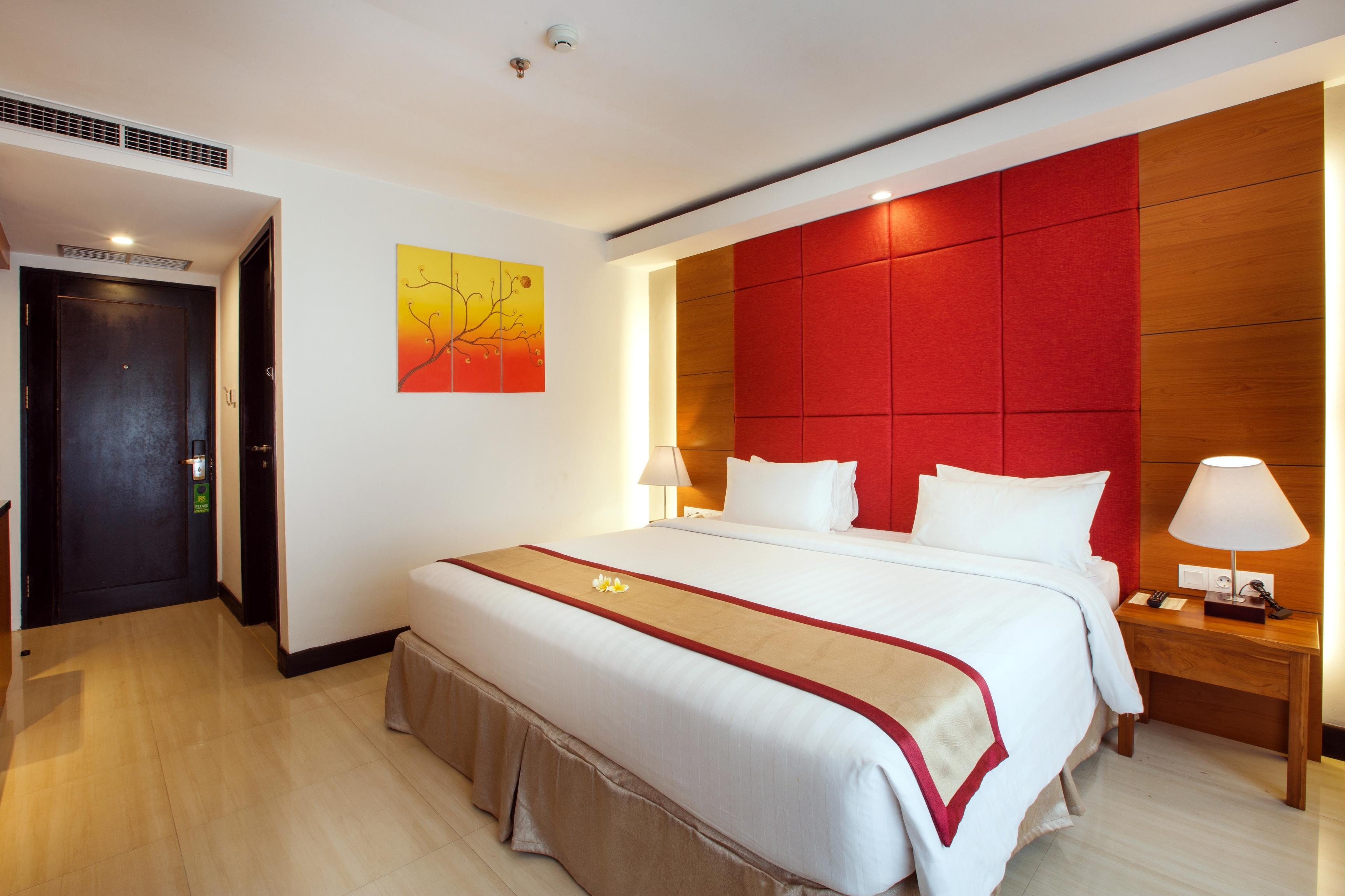 Royal Regantris Kuta Hotel Kuta  Exterior photo